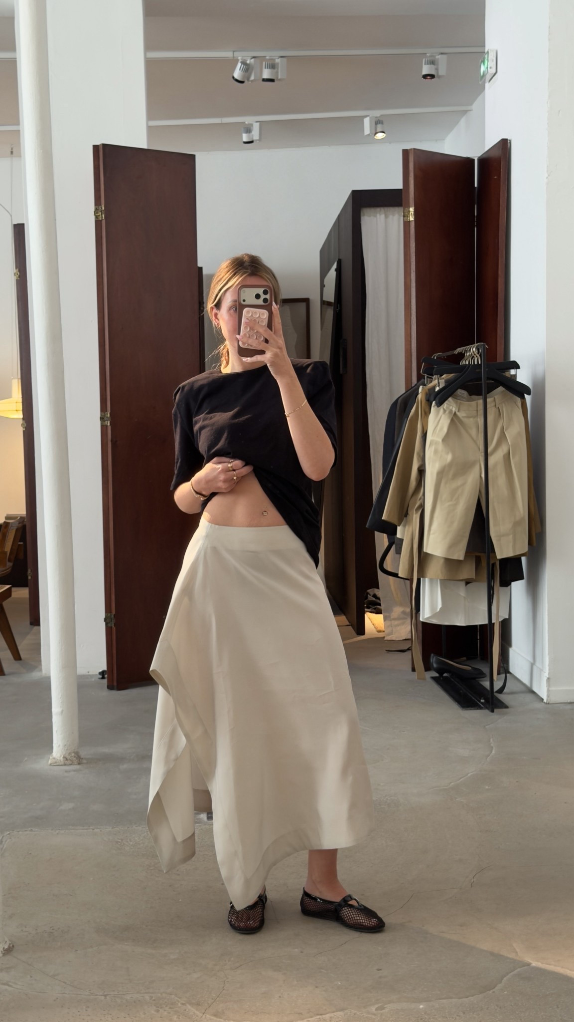Limited collection Massimo dutti
Jupe fluide midi 

#LTKspring #LTKeurope #LTKsummer