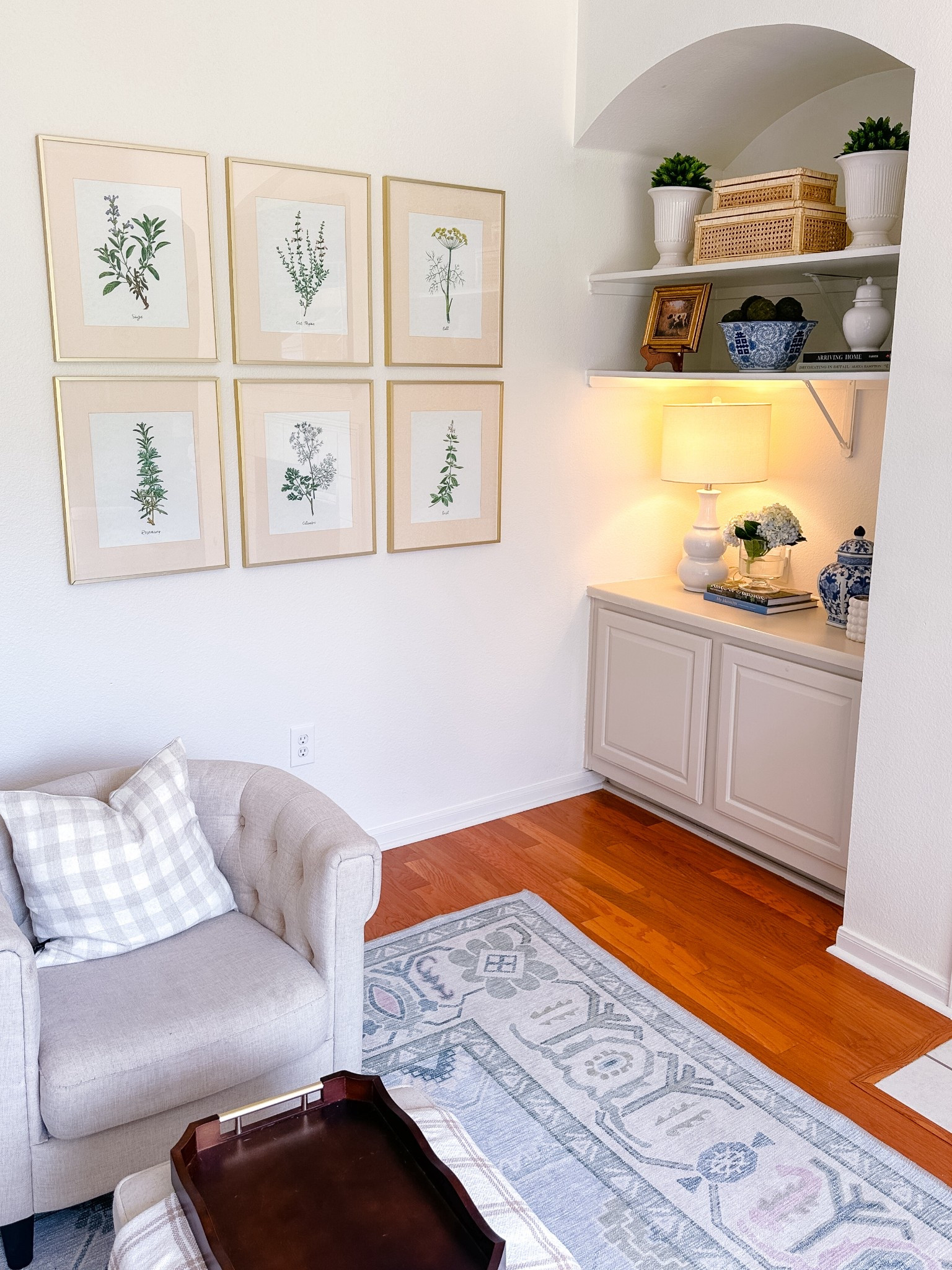 Living room deets! Some items are old / from HomeGoods but I linked what I was able to.