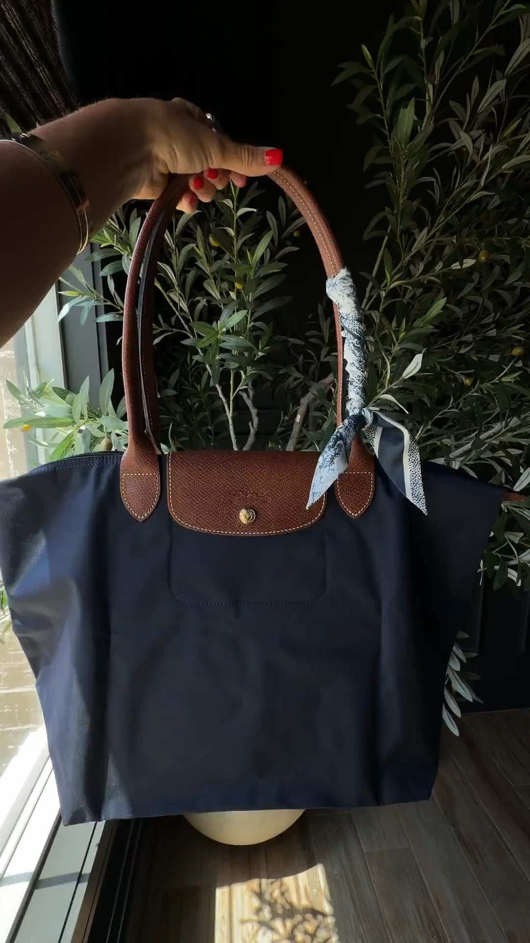 Here’s the tote we did for Preslees senior year! Also added her lunch box

Senior year, tote bag, school bag

#LTKmomlife #LTKKids #LTKSeasonal