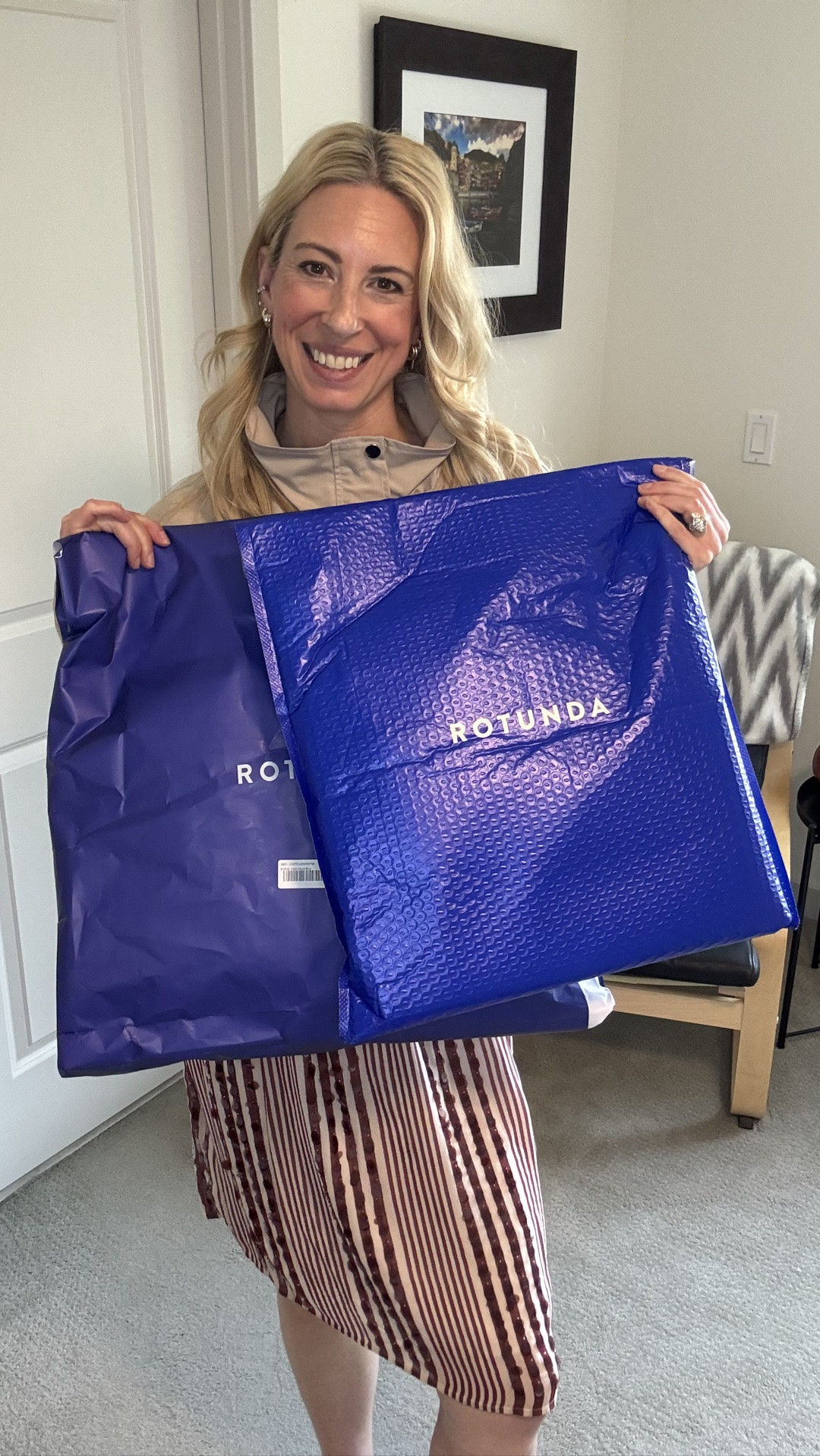 Rotunda is having a big bag sale! Sadly I can’t link the products directly, but I found some other good options below.

#LTKSaleAlert #LTKOver40 #LTKmomlife