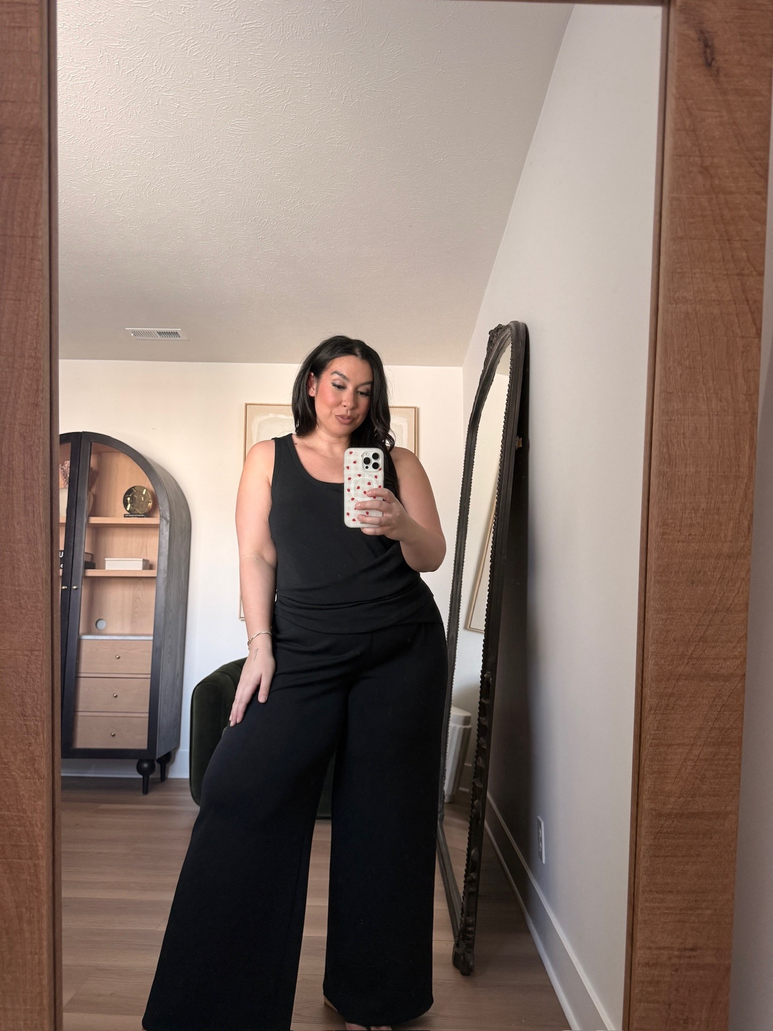 If you could feel this jumpsuit right now, it would be in your cart immediately! I could sleep in this yet it feels so elevated! @Spanx  
 is currently 20% off sitewide with my exclusive in-app code! Shop my absolute favorites now!
-
-
-
Spanx sale, Midsize activewear, activewear, skort, LTK Spring Sale, Midsize sale, OOTD