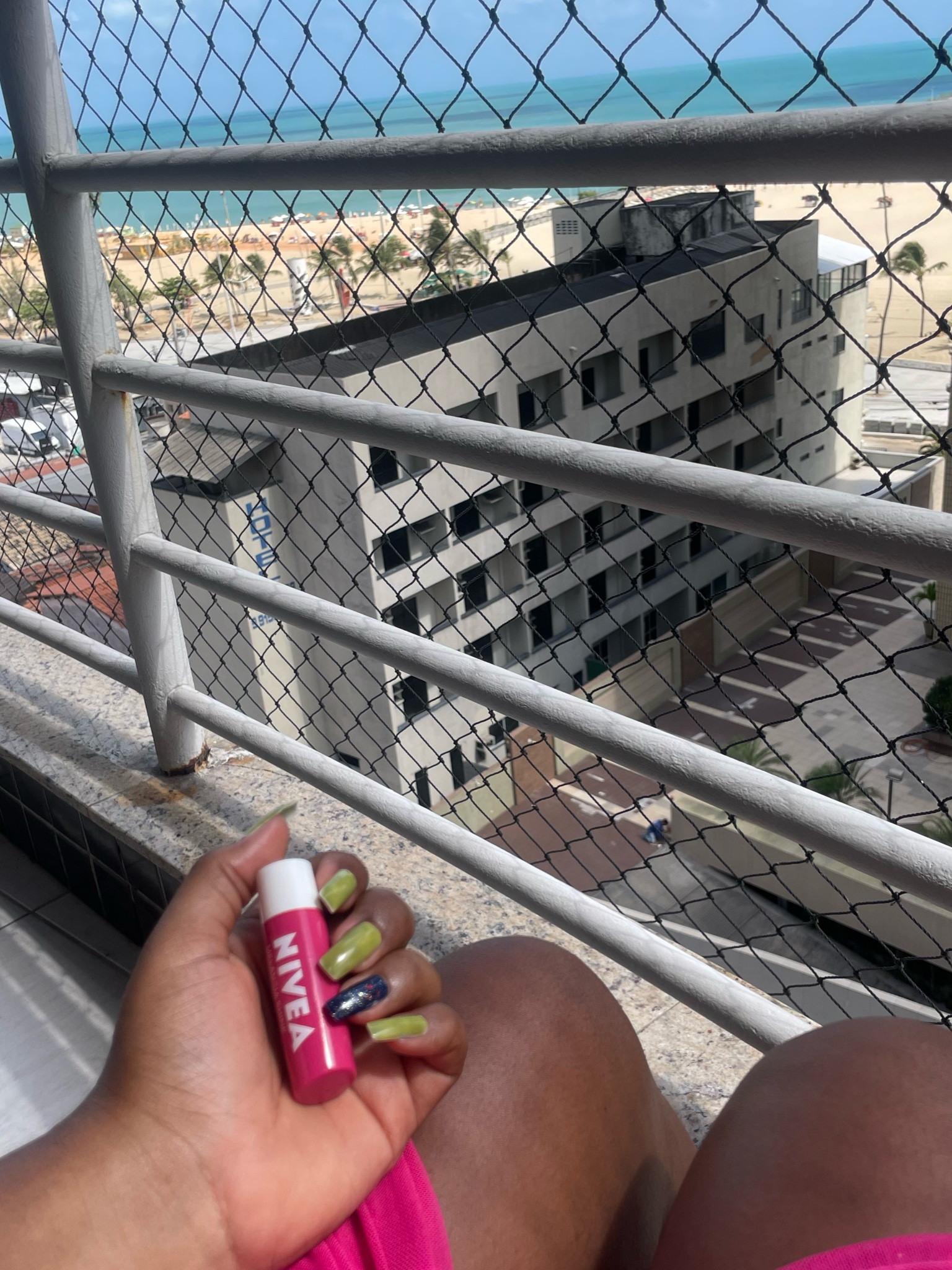 Boca hidratada é com Nívea eu uso e essa linha Shine é linda de mais , tem uma leve cor é impossível não se apaixonar #TeoriaNaPraticaLTK

#LTKbrasil #LTKbeauty