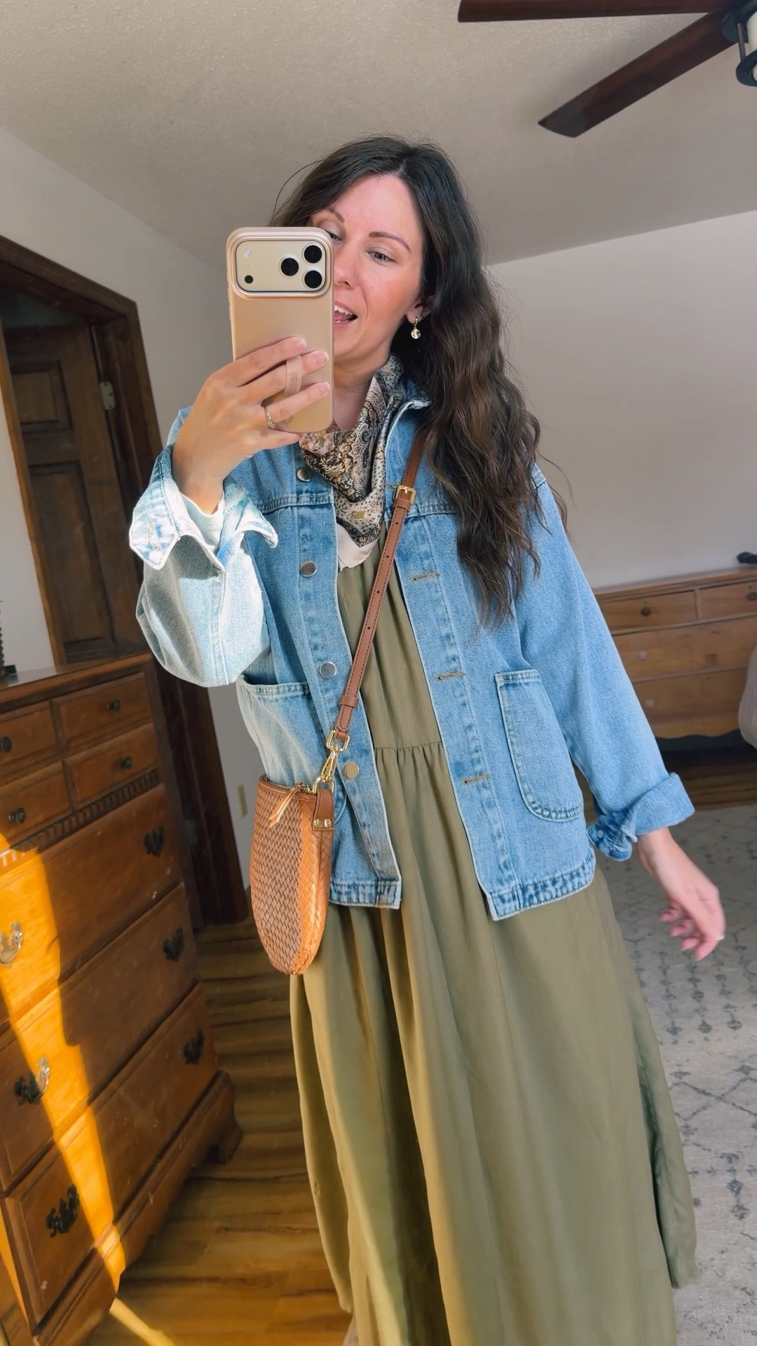 xs petite in my dress, xs in my denim jacket, small size in my purse and size 6 in my boots 🙌🏽



#LTKgrwm #LTKPetite #LTKootd