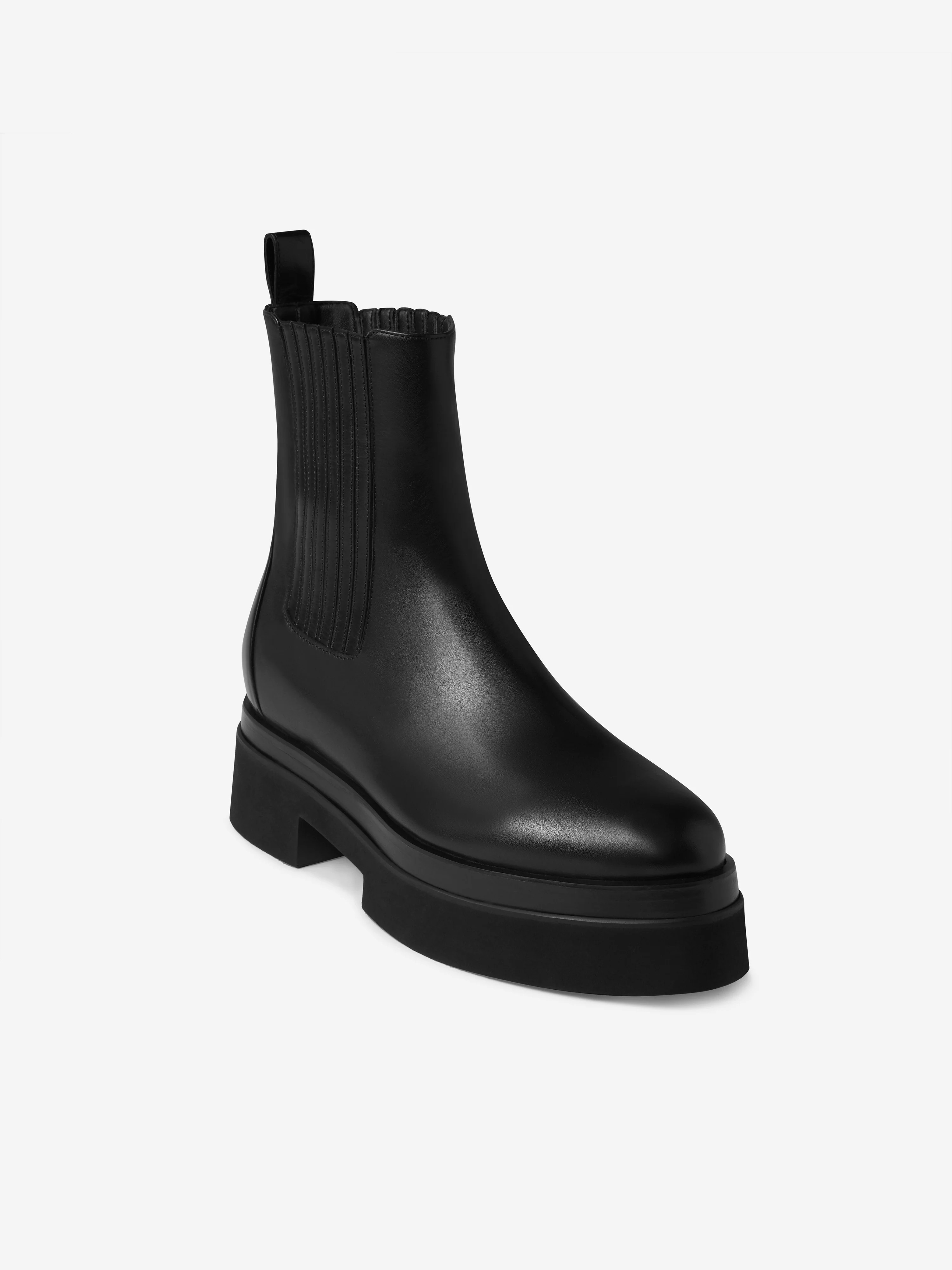 Clash - Vitello | Tamara Mellon