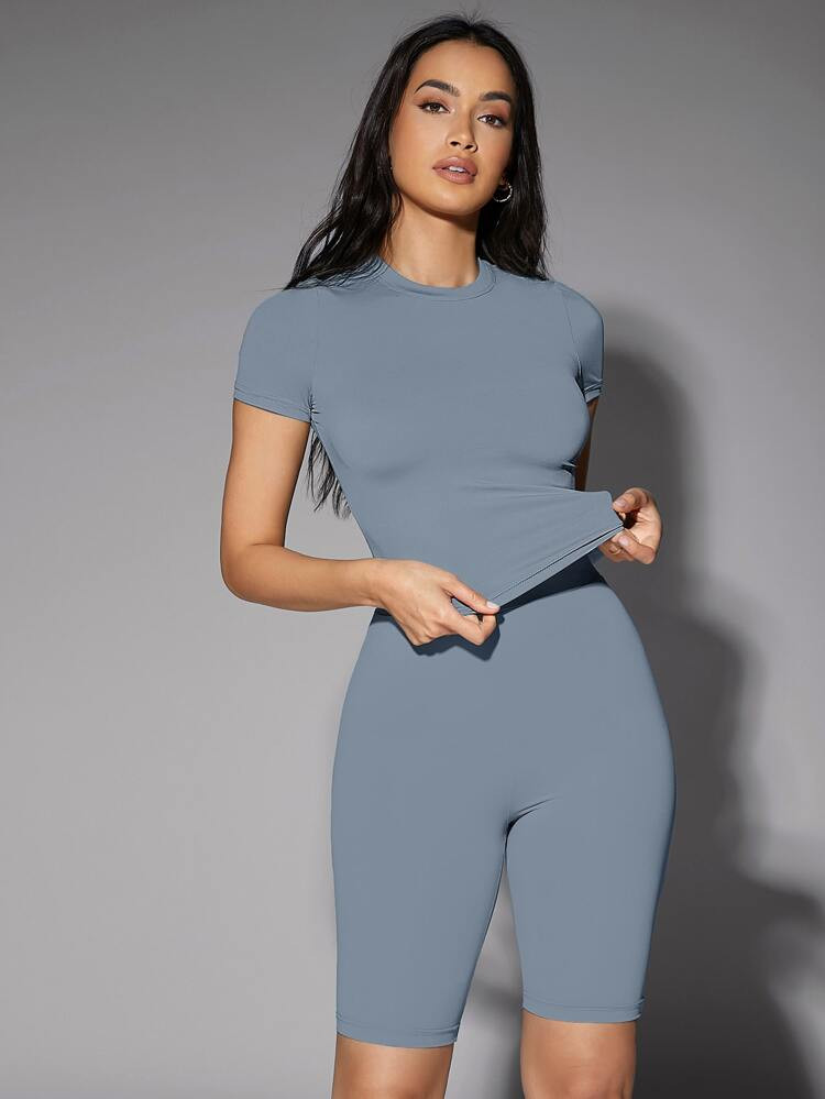 SHEIN BAE Solid Fitted Tee | SHEIN