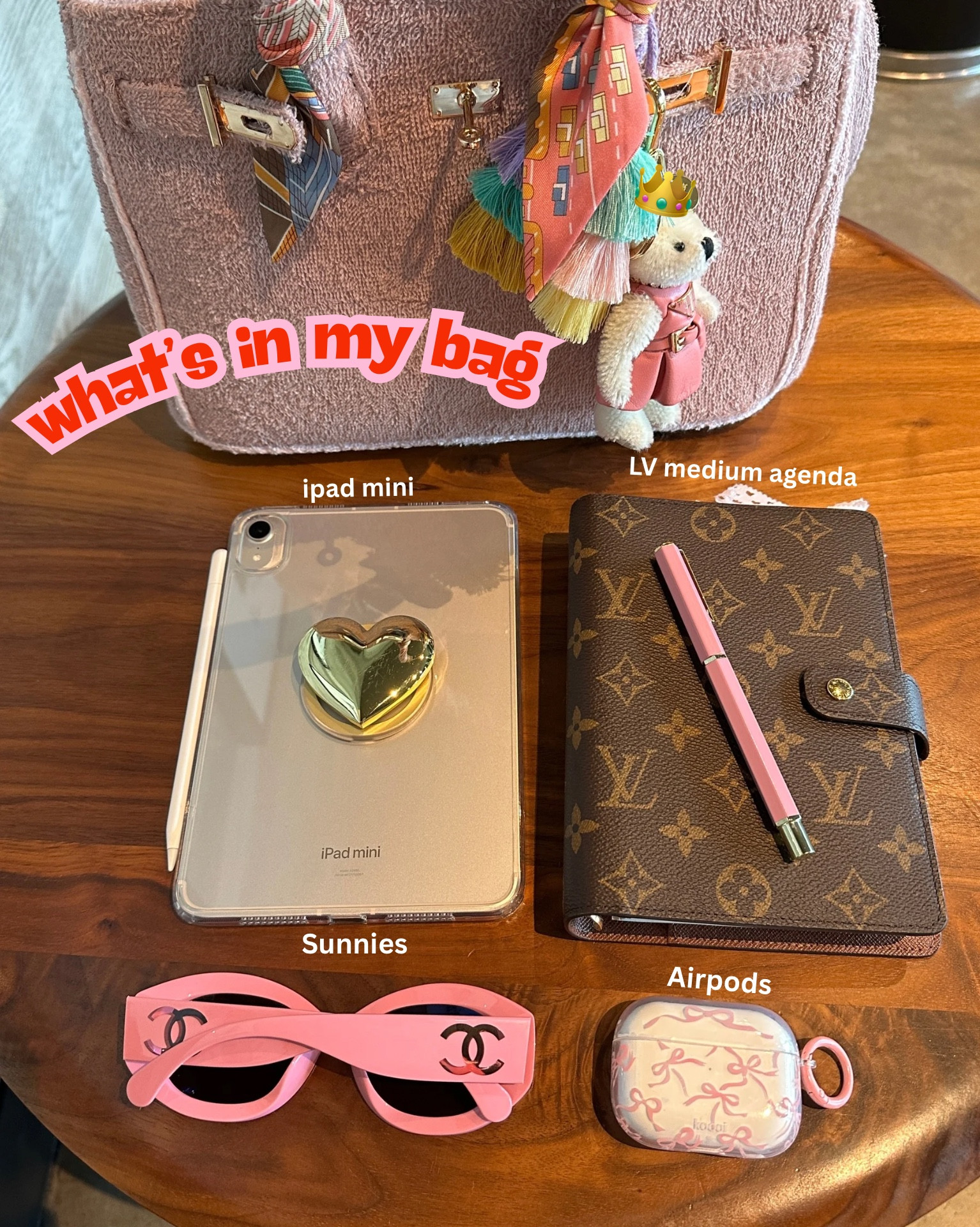 What’s in my bag 👛🎀

#LTKTravel #LTKFindsUnder50 #LTKFamily