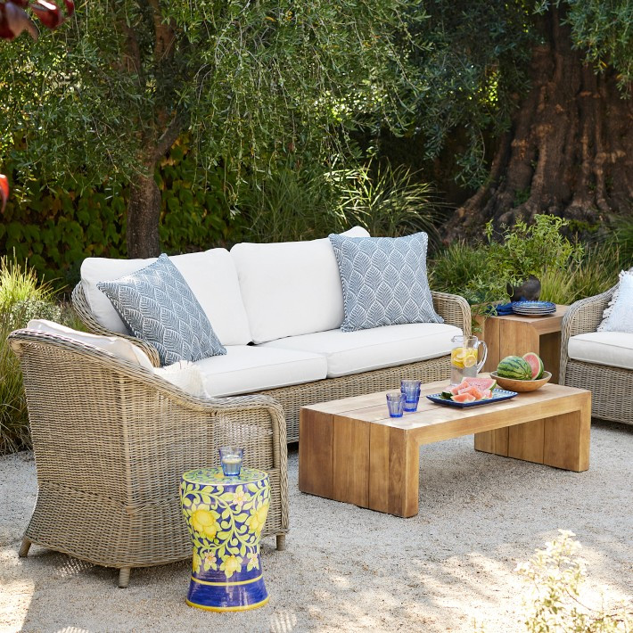 Manchester Outdoor Sofa | Williams-Sonoma
