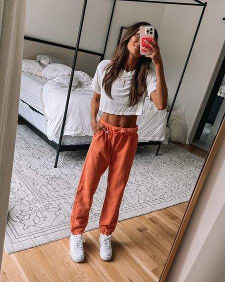 the color of these sweatpants from @lululemon 😍😍 so obsessed! perfect for spring and so dang comfy! 
#lululemoncreator #ad 

#LTKfitness #LTKstyletip