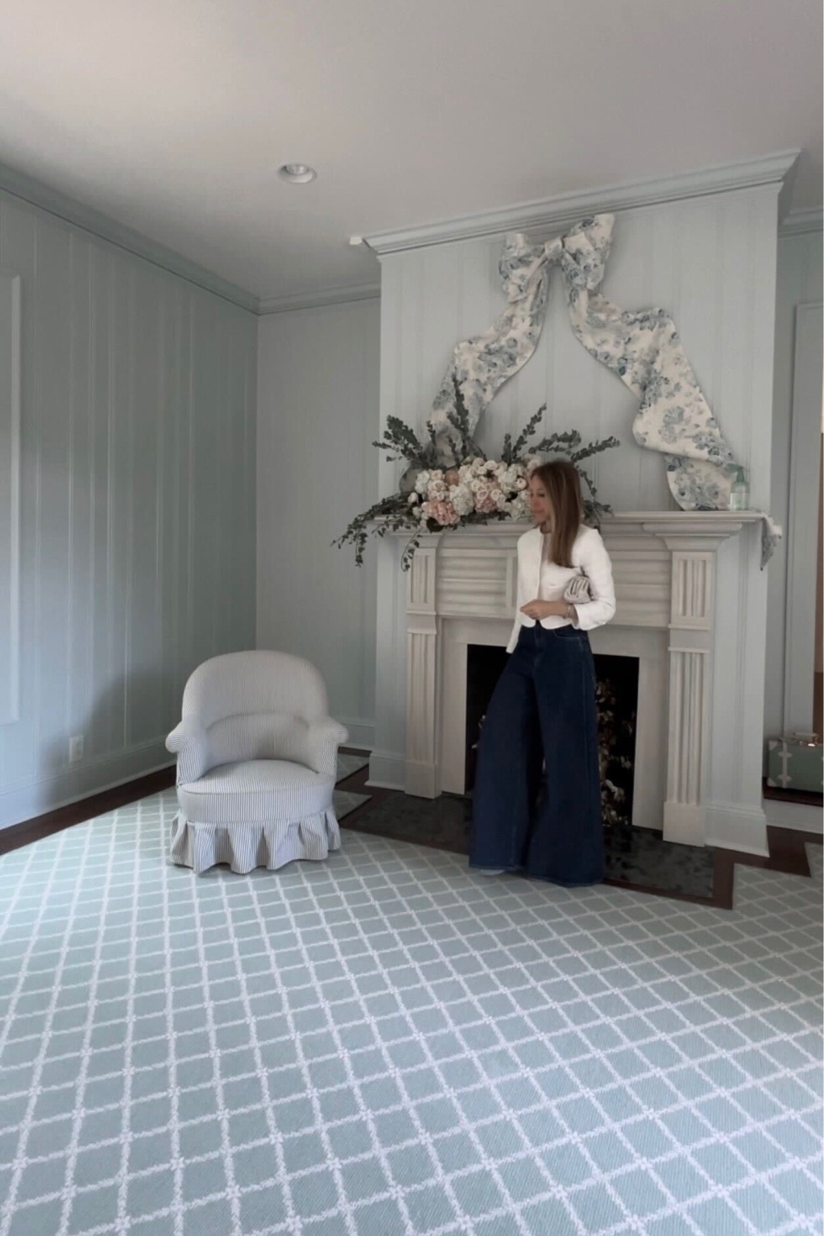  Can’t get enough of these jeans! Wearing a size 23 and they are true to size  

#LTKstyletip #LTKshoecrush #LTKFind