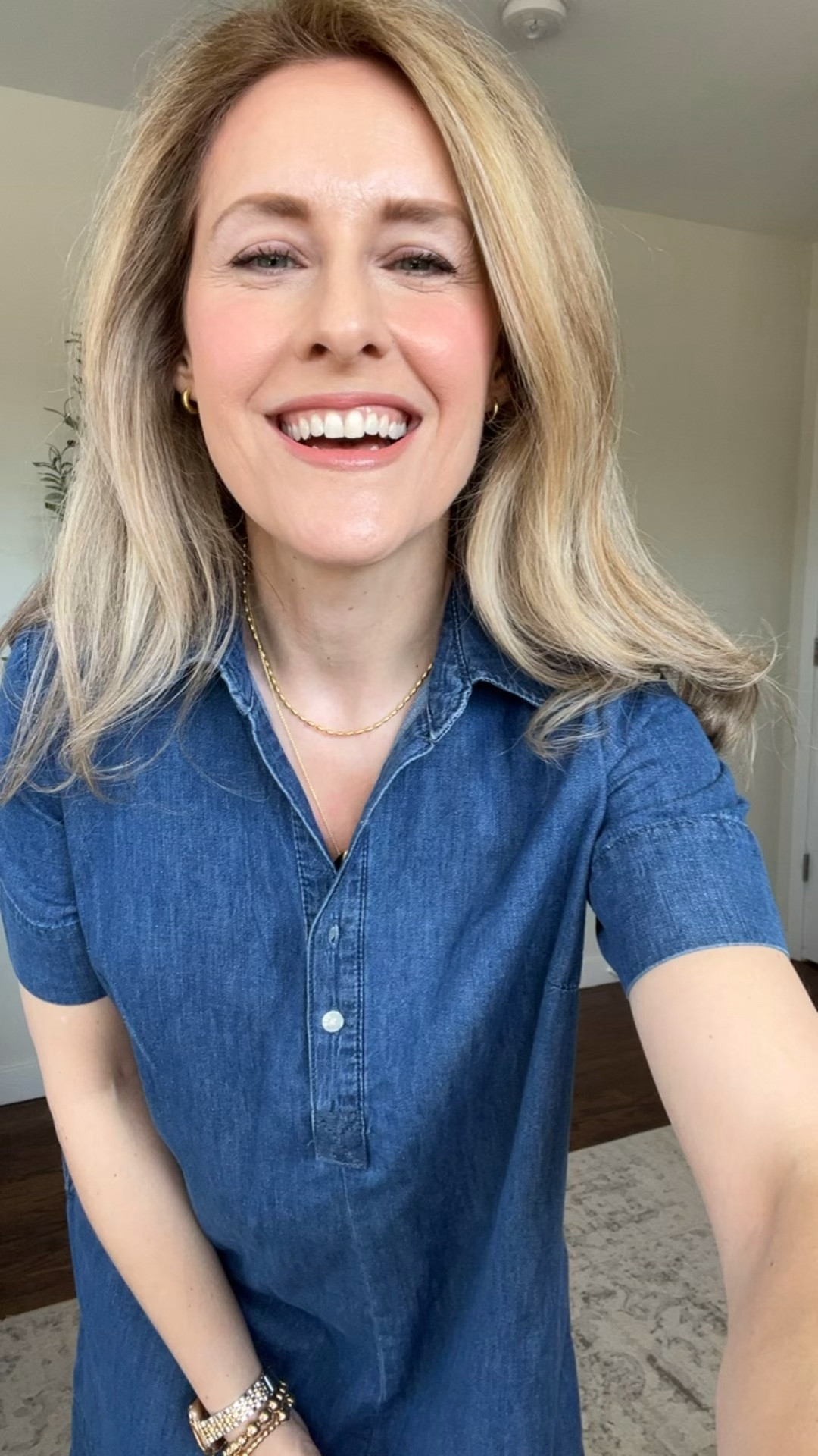 Kohls denim swing dress I’m loving! Anthro has a similar style for $158, I’ll link for comparison! #kohlsfinds 