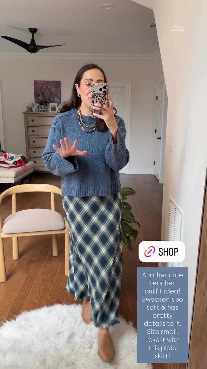 Another cute teacher outfit idea! Sweater is so soft & has pretty details to it. Size small. Love it with this plaid skirt! @target @targetstyle
