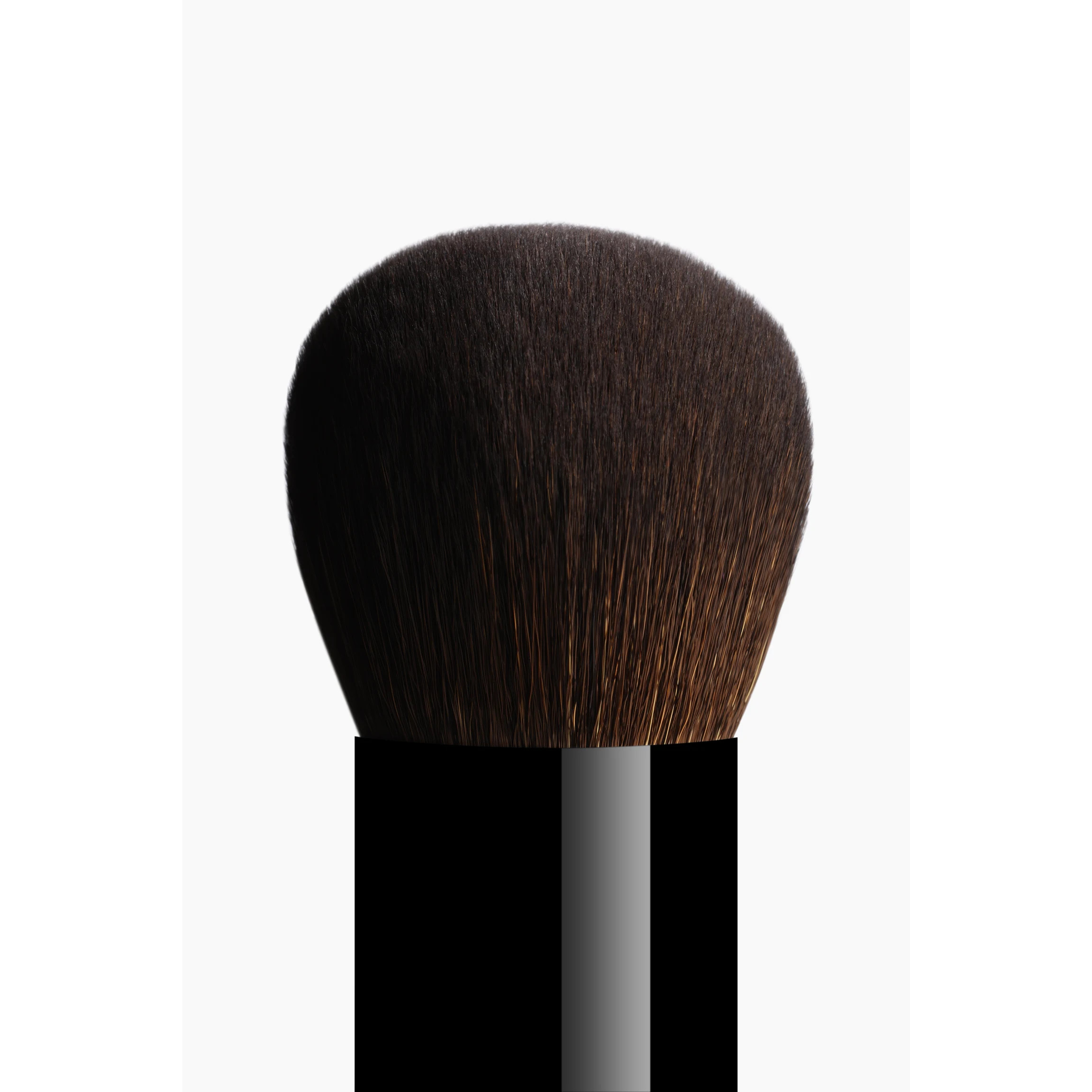 LES PINCEAUX DE CHANEL Kabuki brush  | CHANEL | Chanel, Inc. (US)
