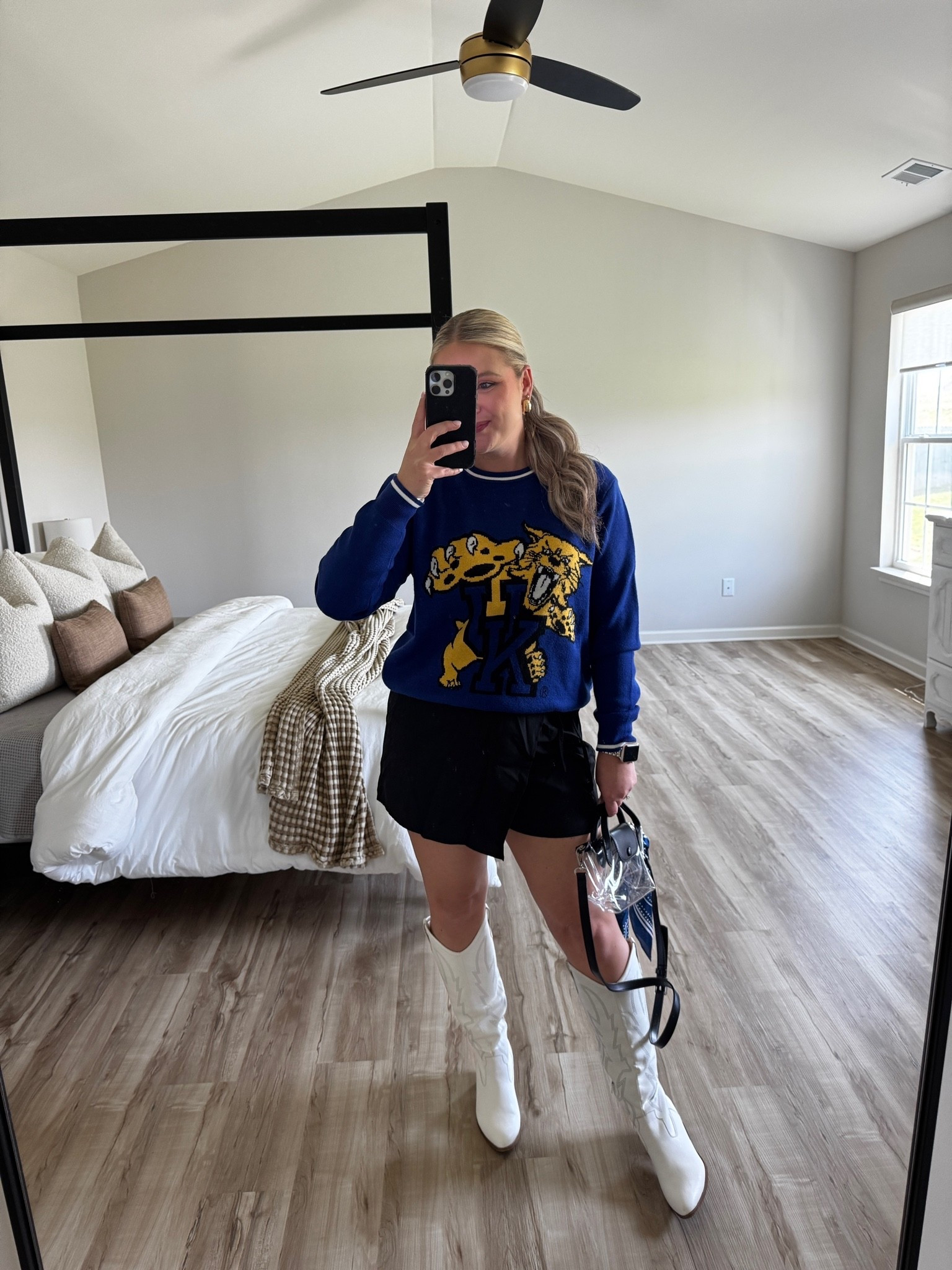 wearing mediums 

game day outfit, game day style, Kentucky, UK, Cats, football outfit