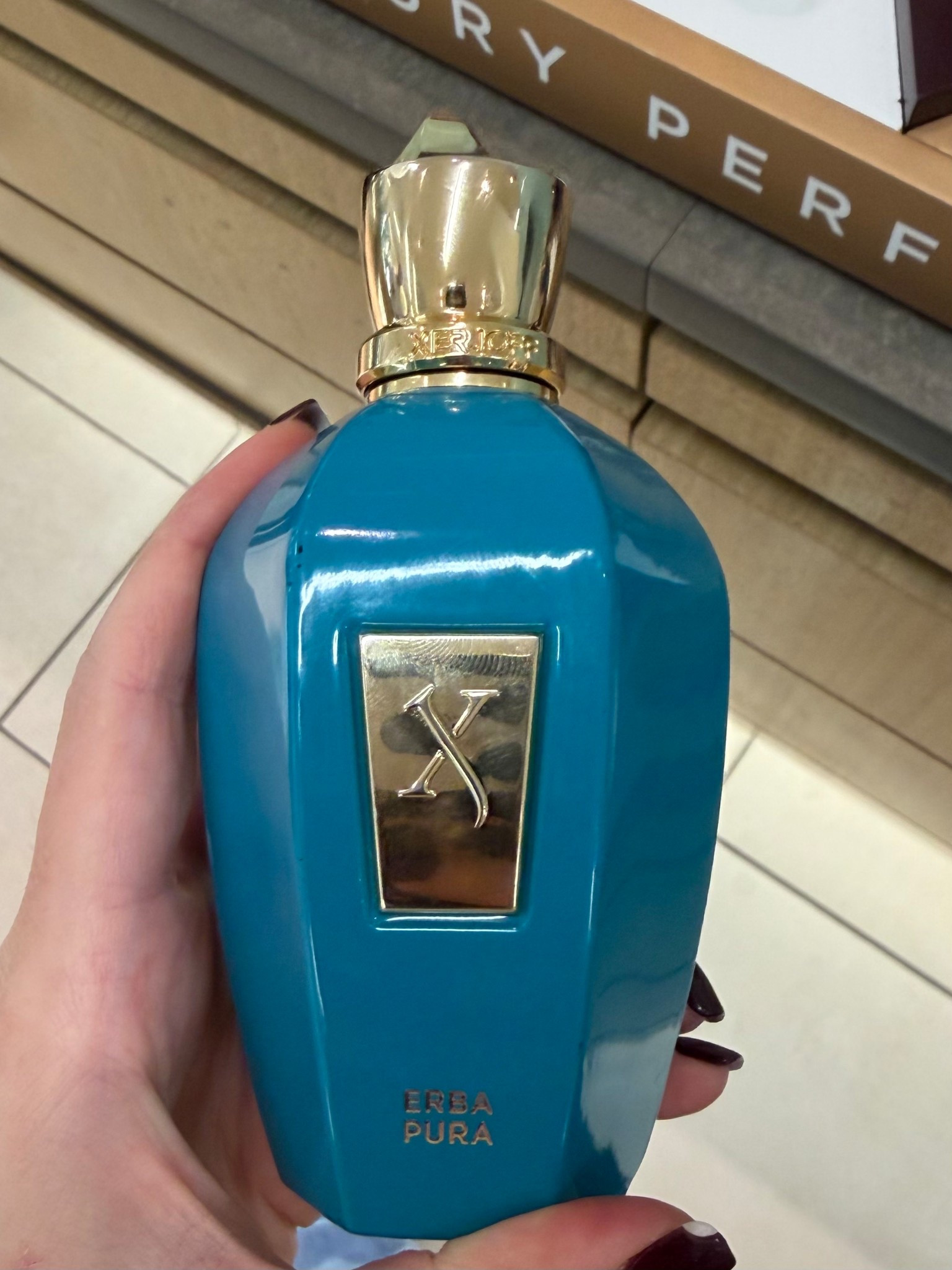 One of the best smelling perfumes ever is on sale!!



#LTKBeauty #LTKHoliday #LTKGiftGuide