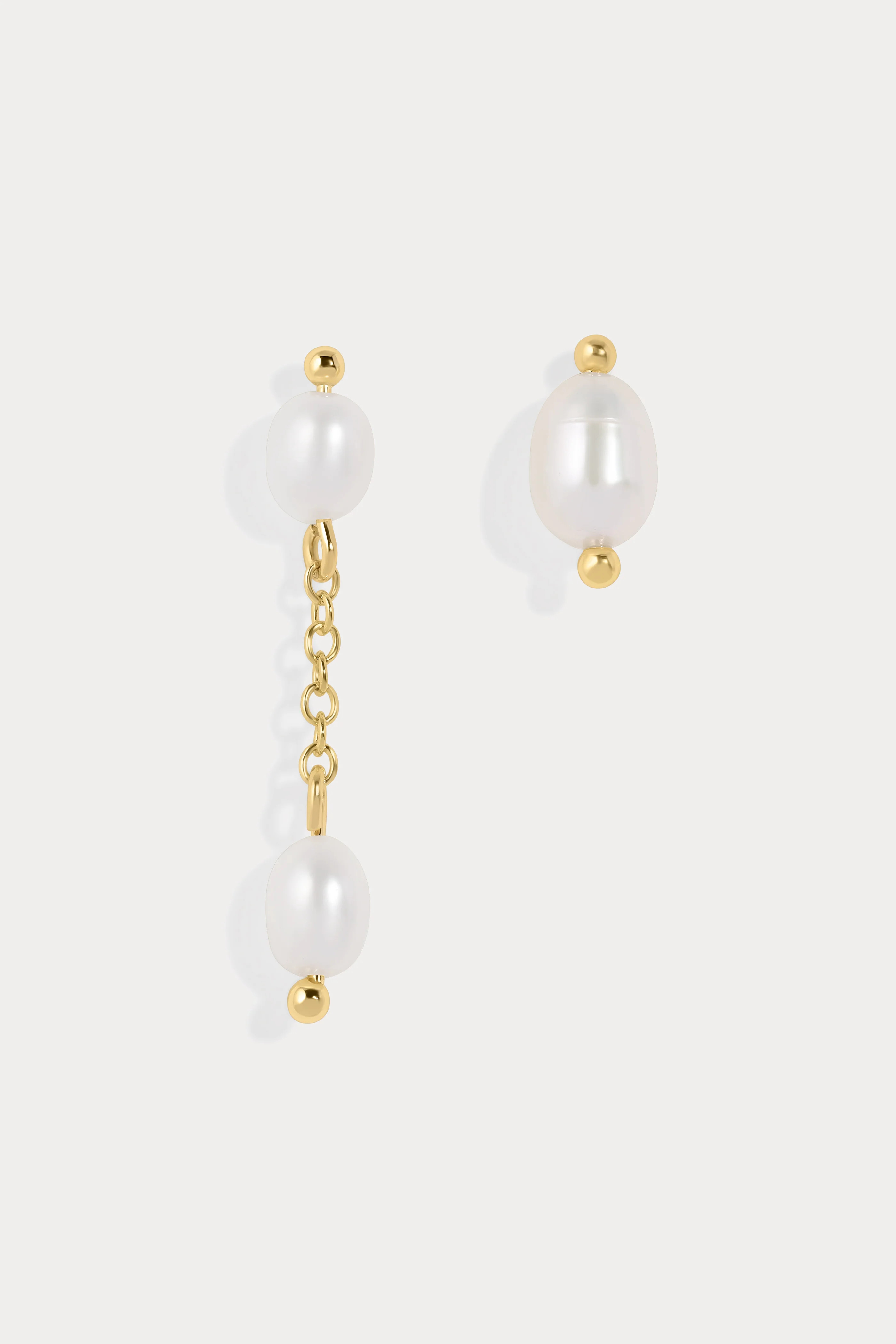 Delilah Pearl Studs | Lili Claspe
