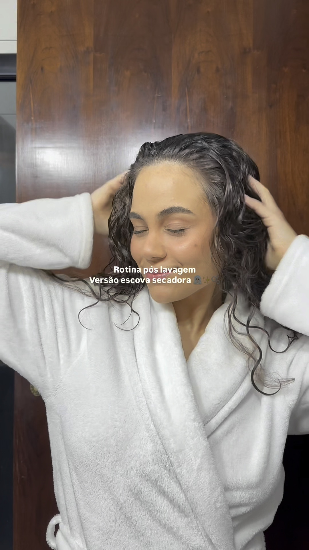 Para comprar/saber mais sobre o produto é só clicar na imagem do item desejado, que você será redirecionada direito para o site. 🤍✨ 

Minha rotina pós lavagem para poder usar a escova secadora e ter um cabelo saudável 🤍✨🧖🏻‍♀️

Leave in | protetor térmico | secador | escova secadora 

#LTKbeleza #LTKpromo #LTKbrasil