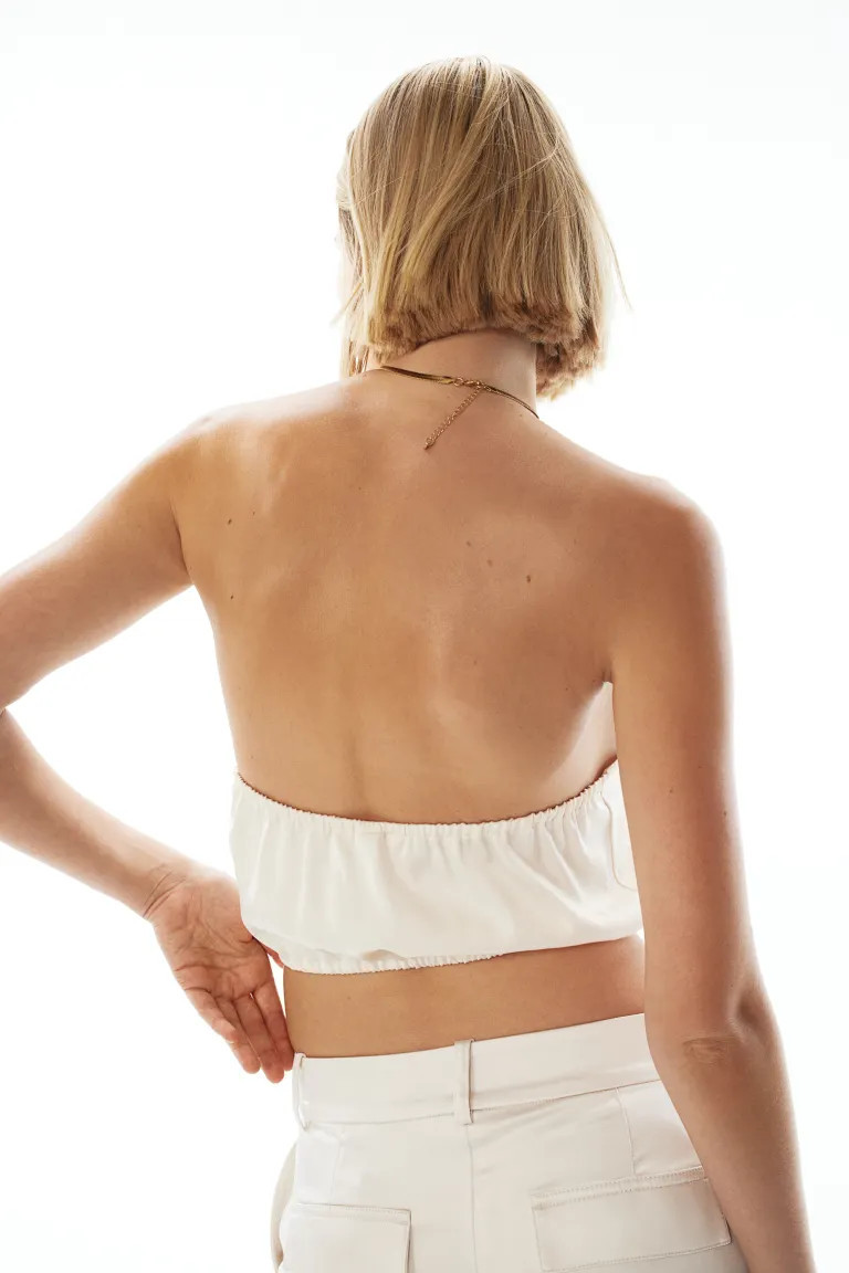 Chain-detail Halterneck Top - Low-cut Neckline - Sleeveless - Cream - Ladies | H&M US | H&M (US + CA)