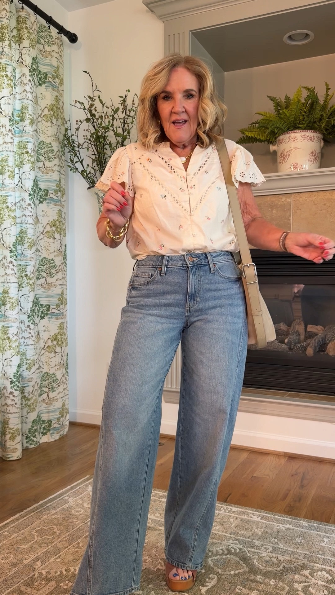 Jeans size 8
Top size medium 
Jeans have that cool twist seaming detail 

#LTKOver40 #LTKSeasonal #LTKSaleAlert