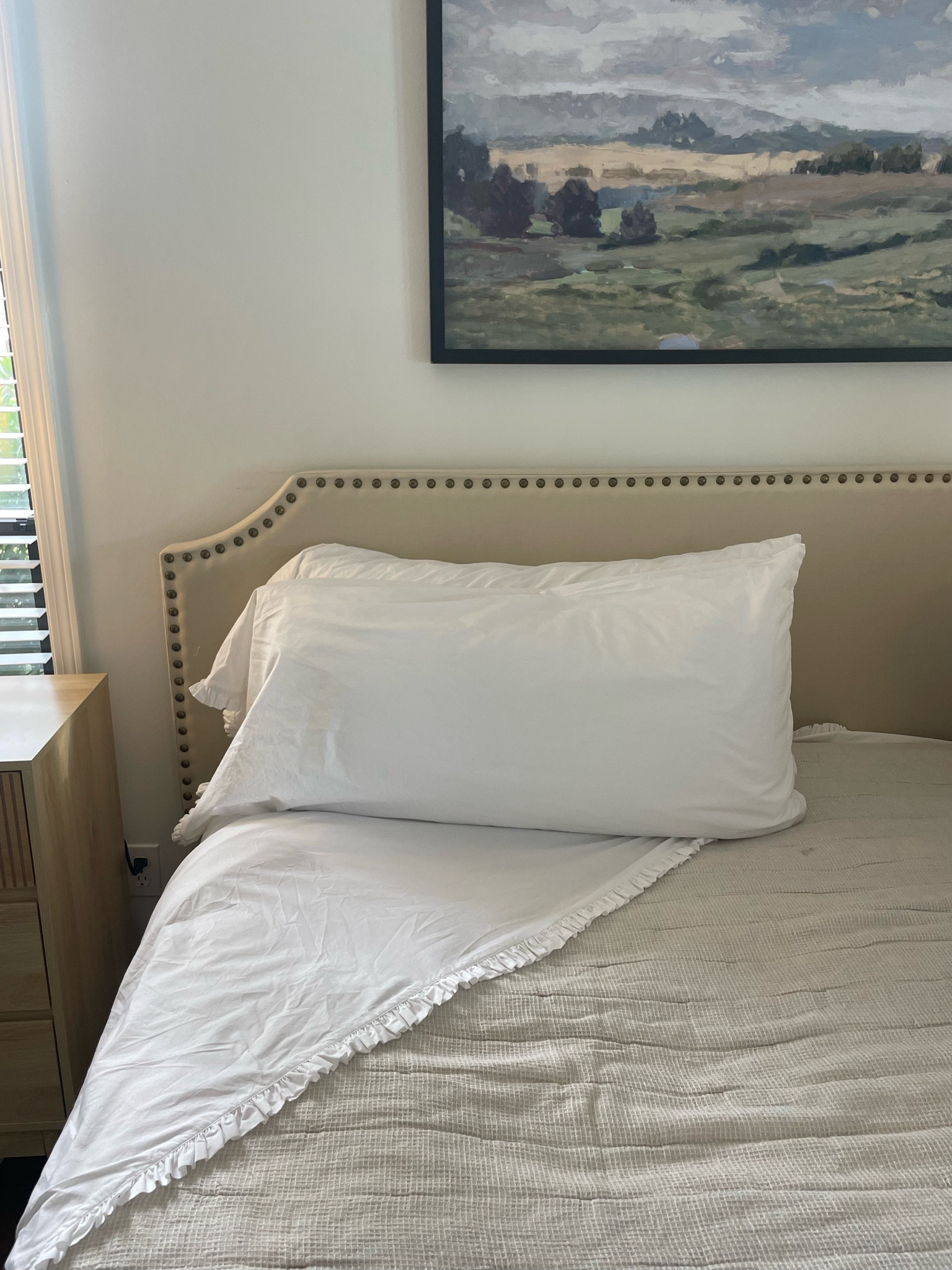 What could be better than a new set of crispy new sheets? I have finally refreshed my primary bedroom with a new rug and these fantastic sheets! I’m in love with the sweet ruffle! Check out Annie Selke's Annual Labor Day Sale! Shop now from my LTK Shop!
8/26-9/1~ Tiered Pricing - 15% off $350+/ 20% off $750+/  25% off $1250+ free ground shipping on orders of $350+ 
9/2-9/3 20% OFF site-wide, in-stock only + free ground shipping
@AnnieSelke
#AD
#AnnieSelkeSale
#RugSale
#HomeDecorDeals
#AnnualSale
#ShopAndSave
#RugDiscounts
#HomeMakeoverSale
#LimitedTimeOffer
#SaleAlert
#UpgradeForLess



#LTKHome #LTKFallSale #LTKSaleAlert