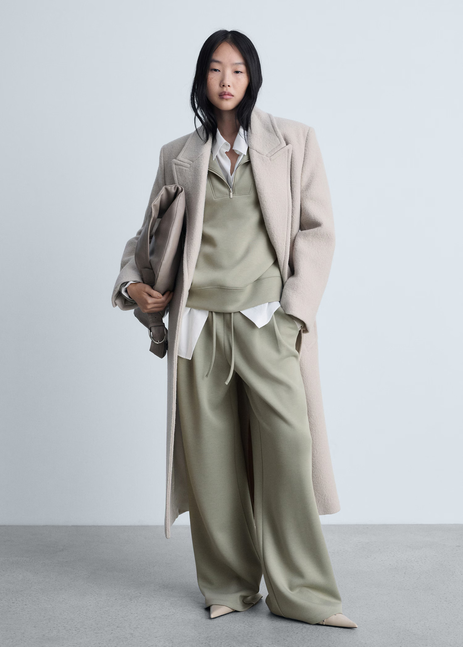 Wideleg pleated jogger trousers | MANGO (UK)