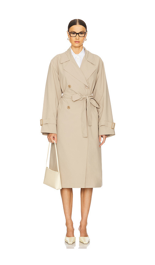 LAMARQUE Colette Trenchcoat in Beige. Taglia M/L. Also in XL. | Revolve Clothing (Global)