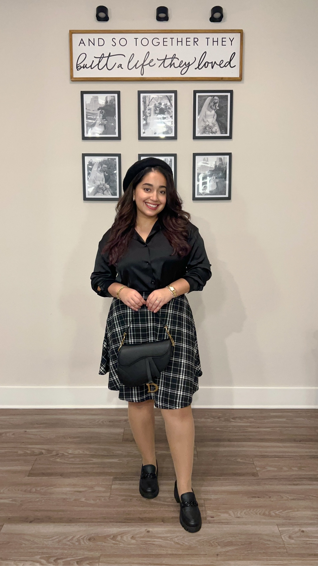 Fall Chic on a budget 🖤🍂

If you're interested in affordable luxury bags, let me tell you that I only work with trusted sellers, so you know exactly who to buy from and can shop with confidence every time.
Reach out to @schukerlin11 on WA: +8615080189295 for more details or more bags just like this one
.
.
.
#luxuryonabudget #luxforless #bougieonabudget #luxurybag 

#LTKFallSale #LTKSeasonal #LTKMidsize