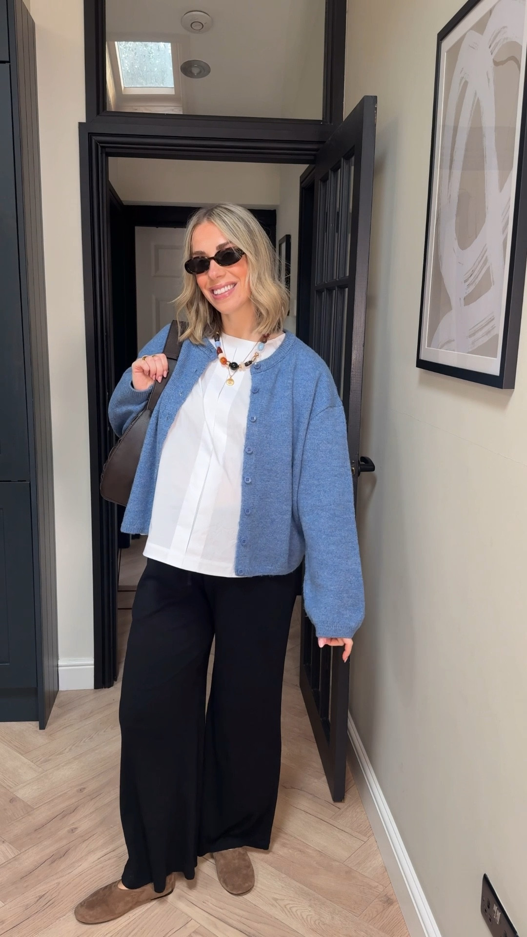 What I’m wearing at 28 weeks pregnant 🩵