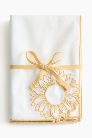 4-pack embroidery-detail linen-blend napkins | H&M (UK, MY, IN, SG, PH, TW, HK)