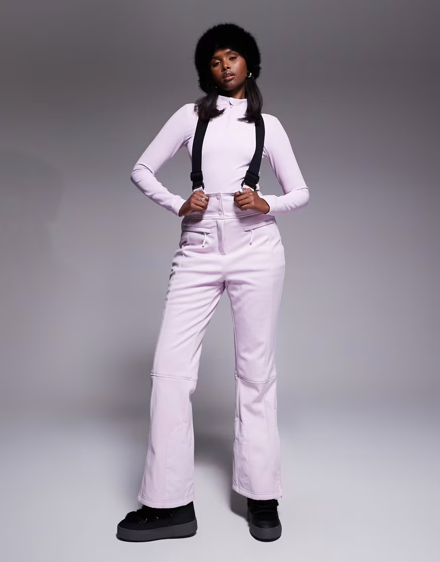 ASOS 4505 - Ski - Waterafstotende kickflare skibroek van softshell-stof in roze | ASOS (Global)