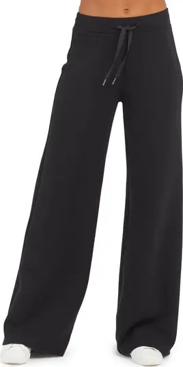 AirEssentials Wide Leg Pants | Nordstrom