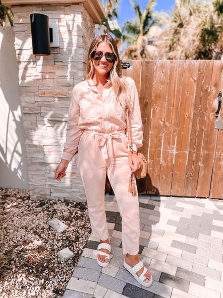 Another way to wear this phenomenal jumpsuit! True to size. Wearing a S. This would be adorable for Easter weekend brunch! // ps: still LOVING these comfy cushioned Walmart sandals!! I like that they dress something up a smidge without being overly dressy, ya know? Perfect middle!! True to size. //


Easter weekend
Brunch
Jumpsuit
Spring outfit


#LTKFind #LTKSeasonal #LTKU