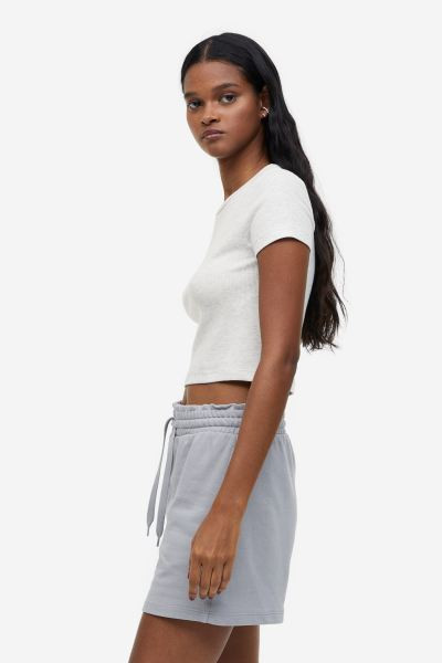 Ribbed cropped top | H&M (UK, MY, IN, SG, PH, TW, HK)