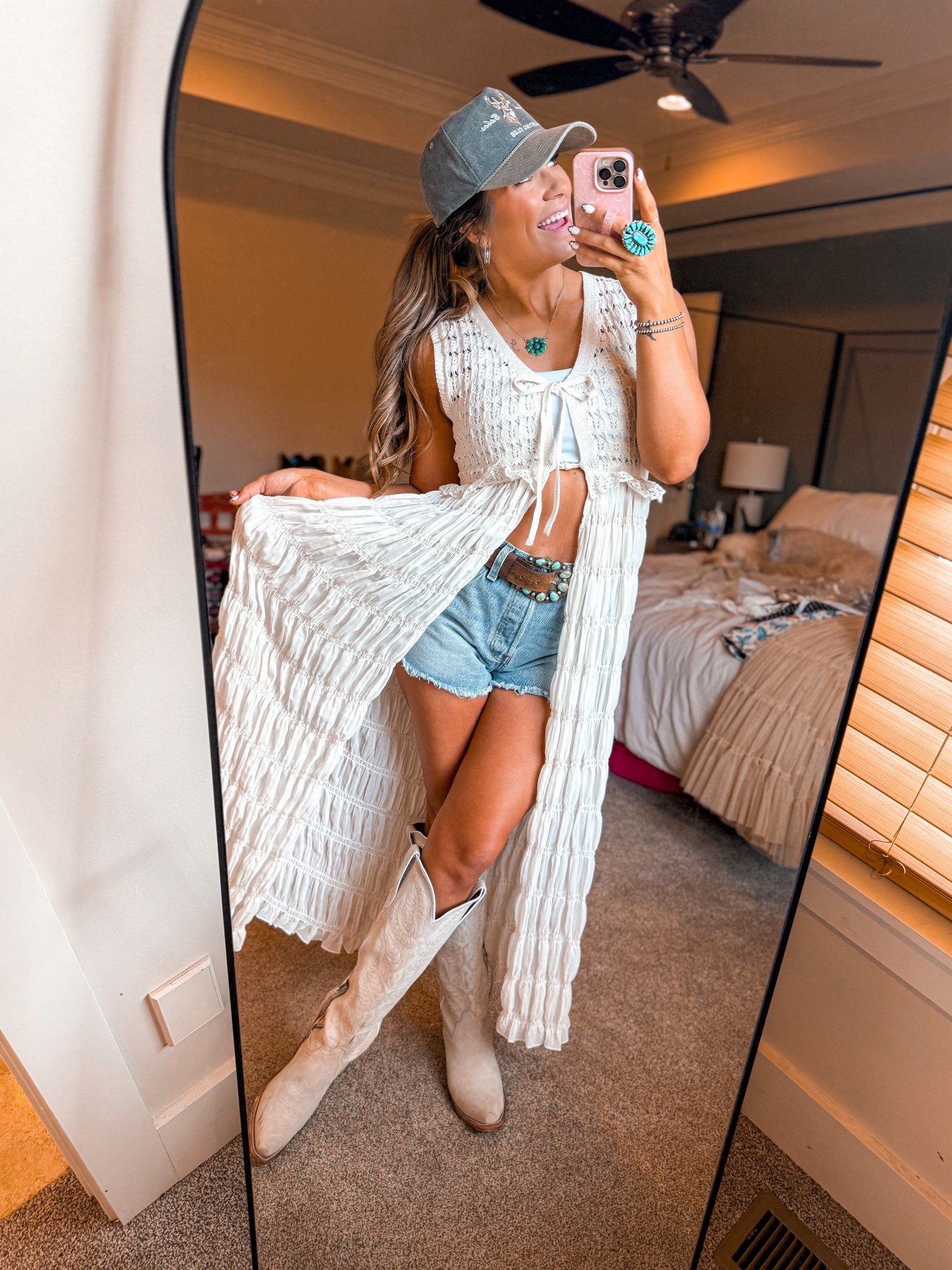 Western, day to day, boho vibe!! 
I’d also wear this to an outdoor concert too 💃 

I’m 5’6” wearing my true to size medium! 
#springfashion #springoutfits #westernfashion 