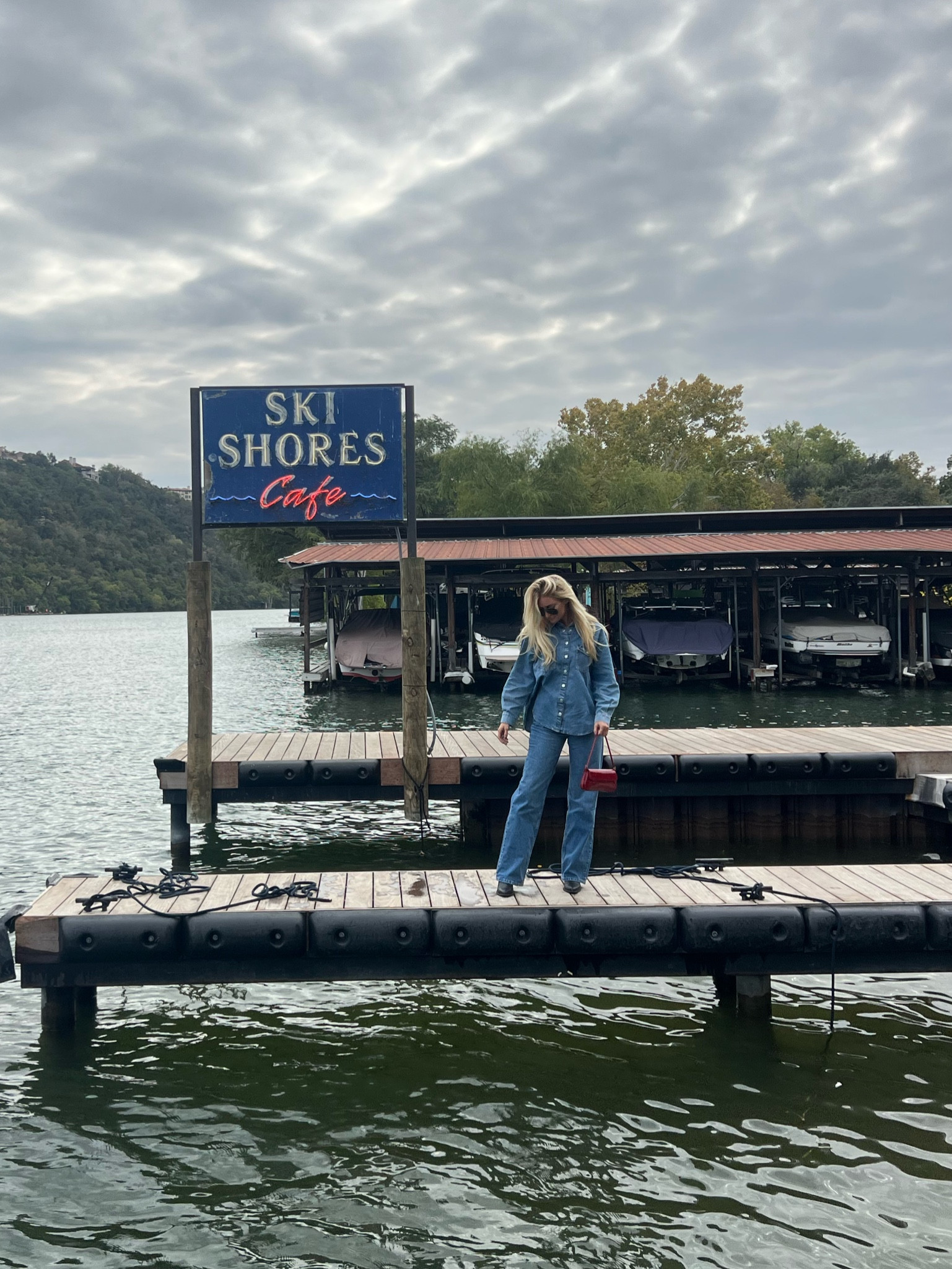 blue jean baby
Zara top- 1879/221
Zara jeans- 1889/152

#LTKStyleTip #LTKOver40 #LTKTravel