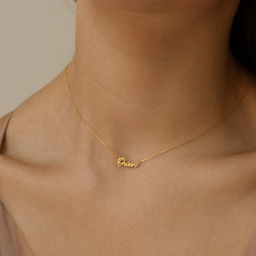 Tiny Grace Name Necklace | Caitlyn Minimalist