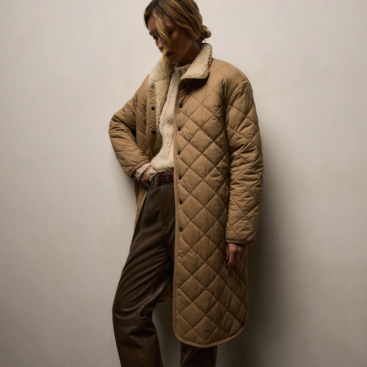 Long Faux Shearling Lined Quilted Coat - Toffee/Ivory | James Perse Los Angeles | James Perse (US)