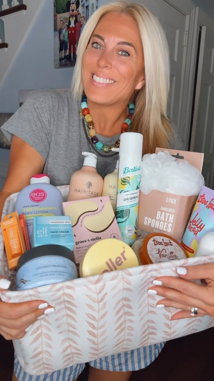 #WalmartPartner Back to college time is here! I’m excited to do something special for my son’s girlfriend who is heading into her junior year! My daughter and I put together a beauty basket that we thought she would love with some of her favorite brands and products that we got at Walmart.com! Let us know what you think! This is an easy gift to create for a college kid who happens to be heading off! #walmart @Walmart

#LTKBeauty