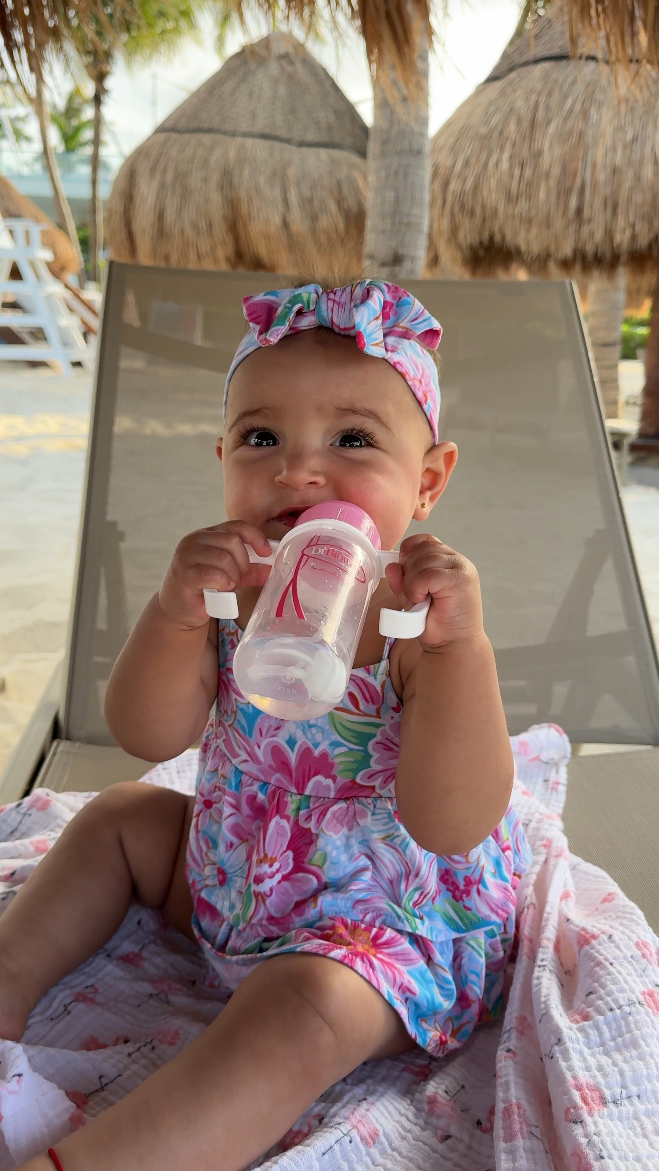 If you’re looking to transition your baby from bottles to straws, Dr.Browns straw converters are a must!

But also, if you want the cutest & softest baby outfits, we love #poshpeanut 🌸

#LTKFamily #LTKVideo #LTKBaby