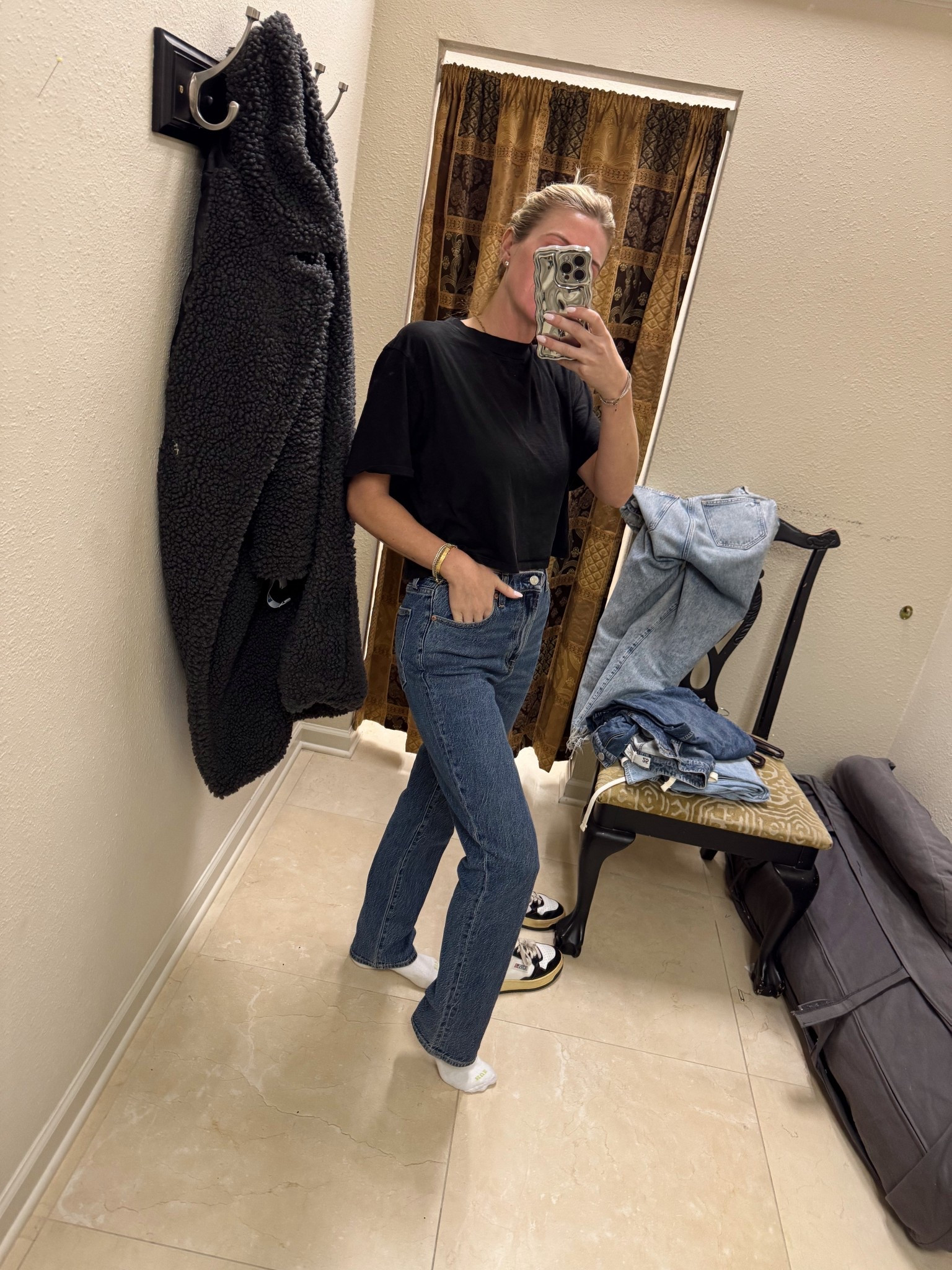 Linking the jeans from my “tailor” stories today! Finally checked this off my to-do list 

#LTKdayinmylife