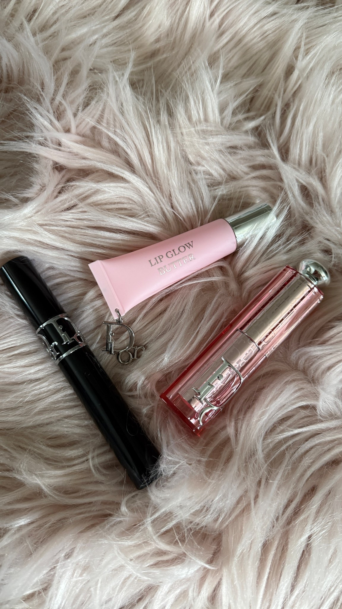 My fav mascara (in deep blue) for yearsssss but just now getting to try these other two and I LOVE THEM! The blush stays on and is pigmented  but easy to blend!!  

#LTKFindsUnder50 #LTKStyleTip #LTKBeauty