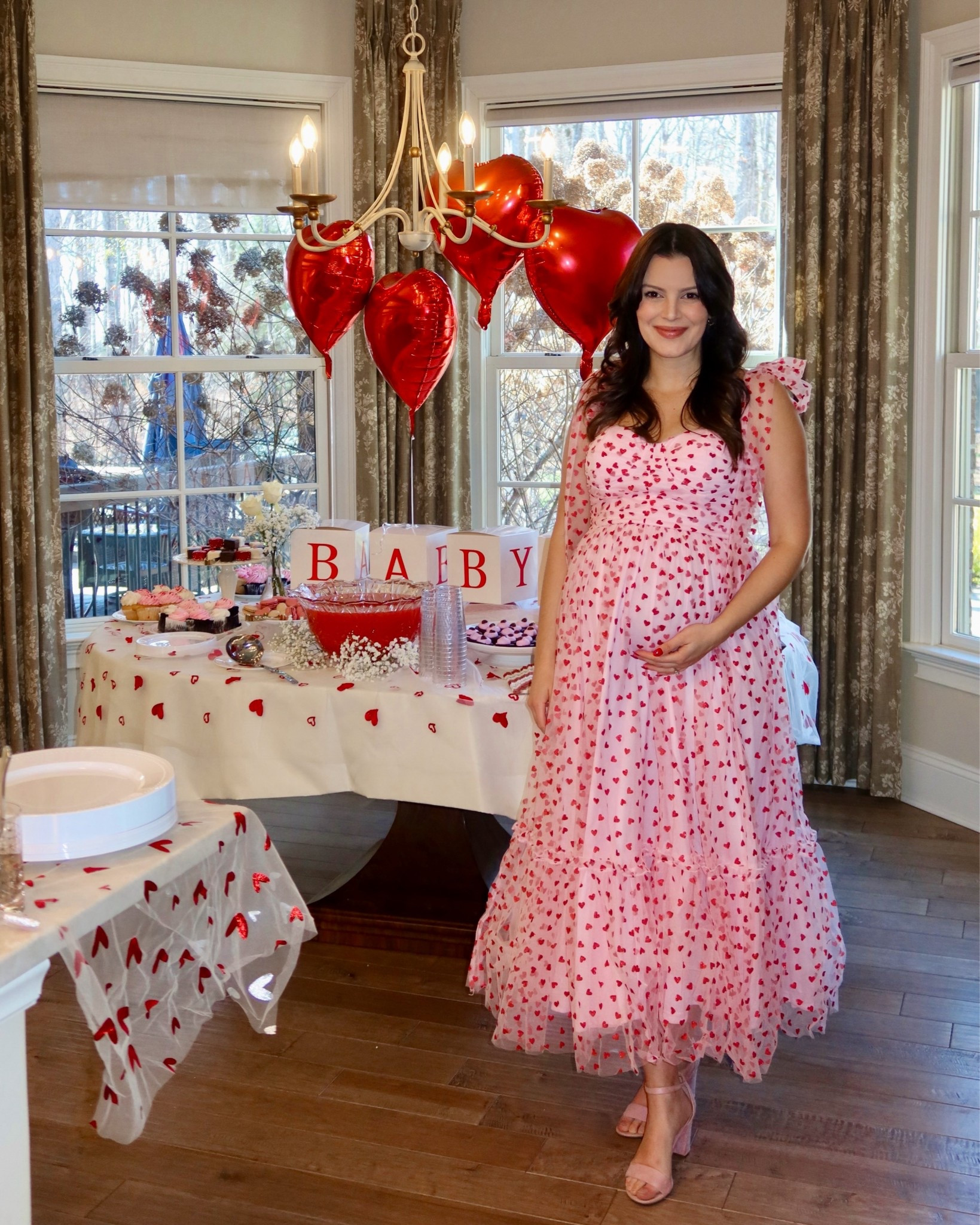 Baby Shower Dress! Available in different prints and colors. I’m wearing a Large because it’s not maternity.


#LTKBaby #LTKSaleAlert #LTKBump
