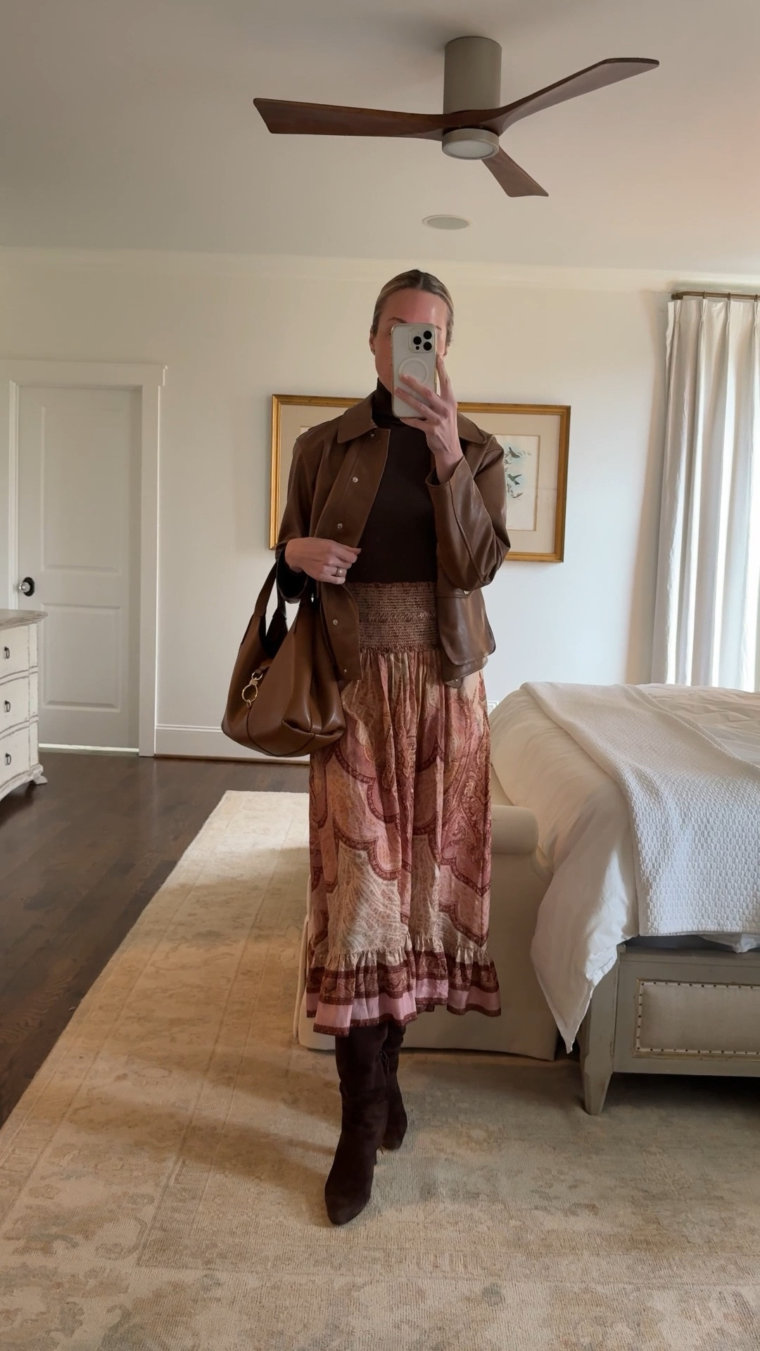 Jacket and bodysuit are old (similar linked). Skirt size 0, boots TTS!

Brown leather jacket, brown shoulder bag, winter to spring transition outfits, spring skirt, spring bottoms