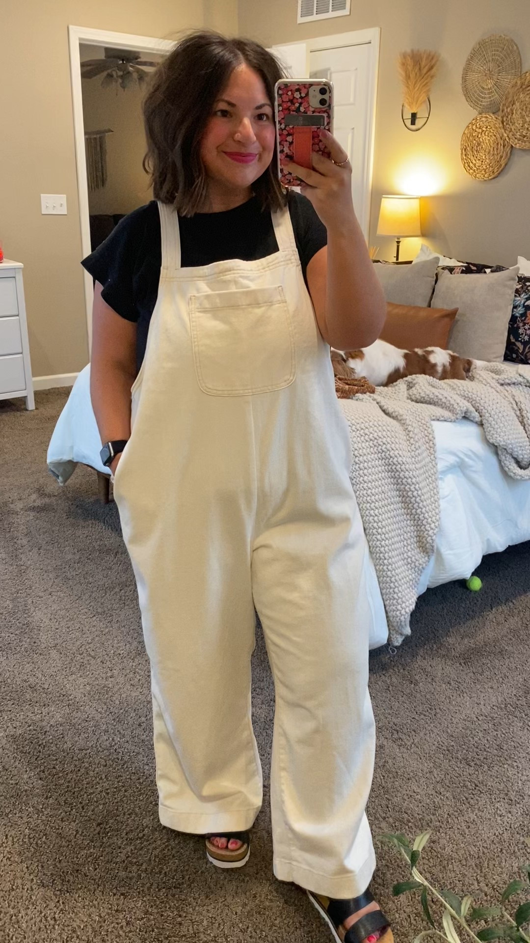 Feeling so cute & comfy in these Aerie overalls! 😍 Perfect for that effortless, laid-back vibe. Pairing them with a simple tee and some sandals for a teacher ootd. Can't get enough of this style!

sandals: fit true to size // wearing a 5
tee: fits true to size // wearing a large
overalls: fit true to size // wearing a large 

 

#LTKMidsize #LTKStyleTip #LTKWorkwear
