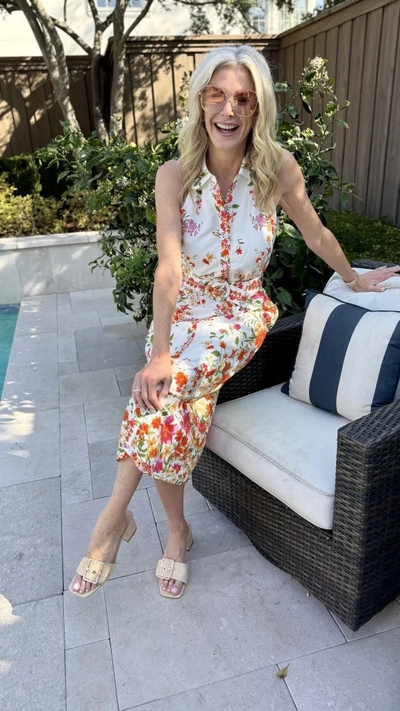 The perfect linen floral dress for Mother’s Day, showers, and more! Size S

#LTKOver40 #LTKootd #LTKSeasonal