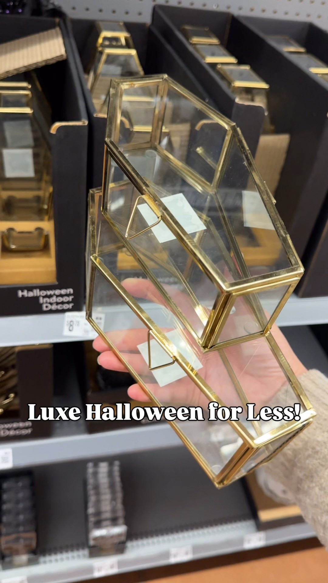 💛🎃 Luxe Halloween vibes… without the luxe price tag! These golden + glam pieces instantly elevate your spooky setup but are still super affordable 👻

🖤 Sharing my favorite finds:
⚰️ Chic coffin tabletop décor
🕷️ Golden spider bowl (the statement piece!)
🕯️ Metal jack-o’-lantern candle holder

Perfect for a Halloween table or a glam spooky corner! Would you style these at home? ✨

#HalloweenDecor #LuxeForLess #Halloween2025 #SpookySeason #BudgetFriendlyDecor #HalloweenFinds 

#LTKHome #LTKFindsUnder50 #LTKSeasonal