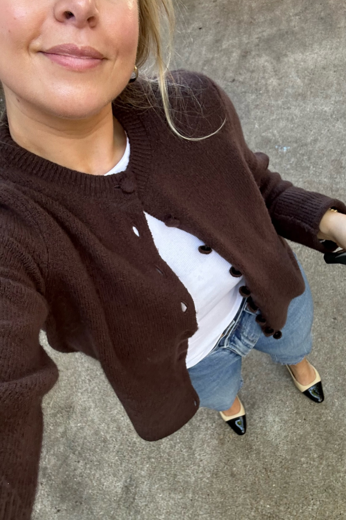 Espresso brown cardigan under $100 - fits TTS wearing a medium! 

#LTKFindsUnder100 #LTKMidsize #LTKSeasonal