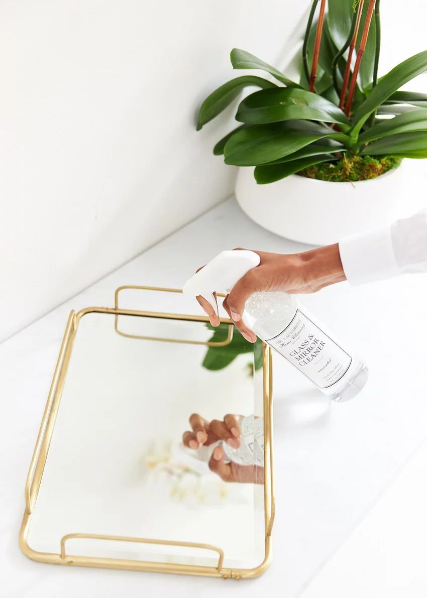 Glass &  Mirror Cleaner | The Laundress