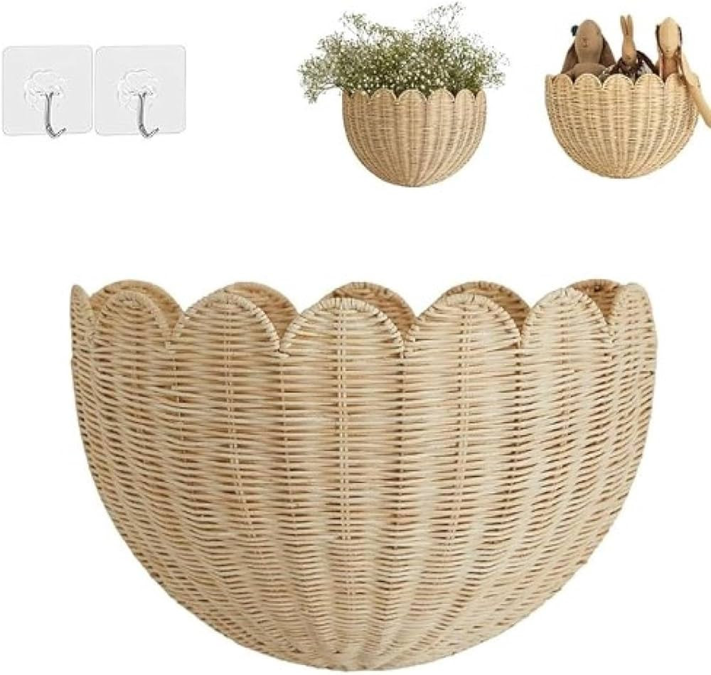 Scallop Wall Basket, Scalloped Wall Wicker Basket, Hanging Home Decor for Bedroom Bathroom (1PCS) | Amazon (US)
