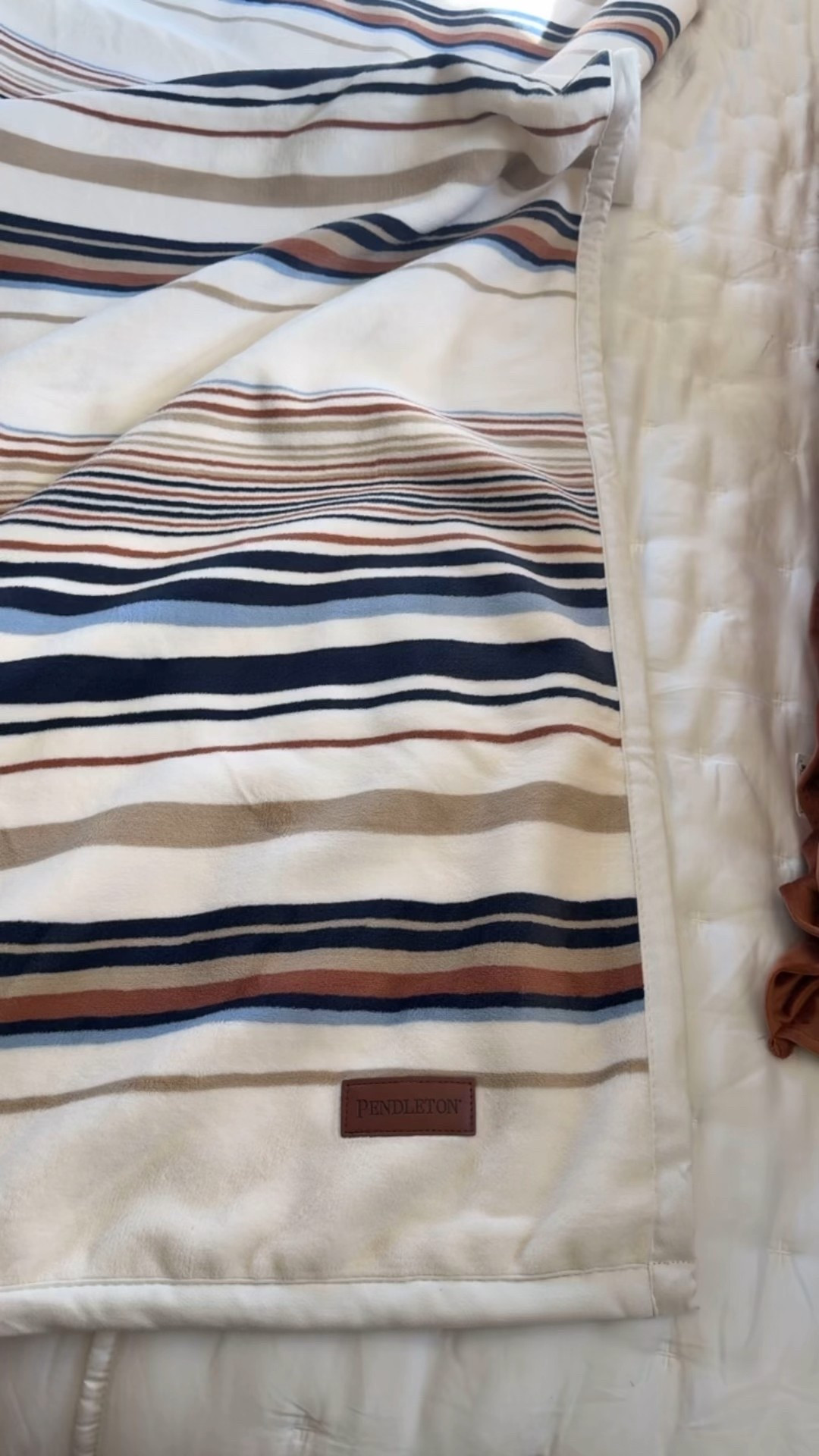 I love everything Pendleton and this throw blanket is so good! Less than $40 and free shipping! 

#LTKFindsUnder50 #LTKHome #LTKGiftGuide