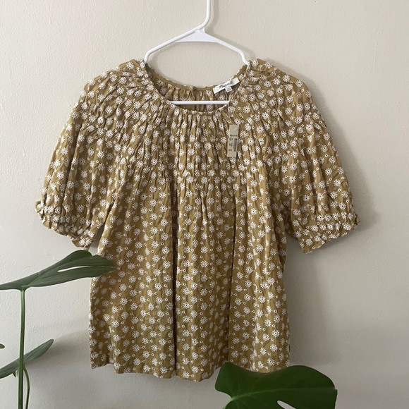 Madewell daisy embroidered shirred puff sleeve top | Poshmark